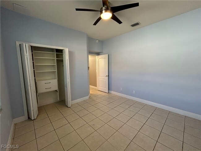 Building Photo - 9947 Colonial Walk N