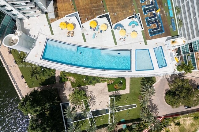 Building Photo - 92 SW 3rd St