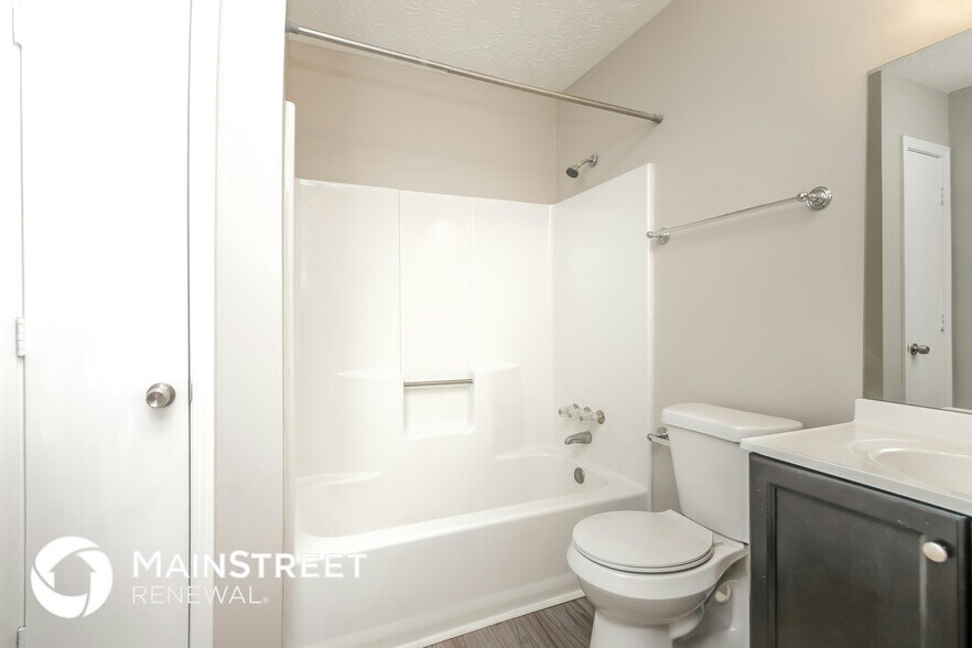 Building Photo - 4750 Spring Gate Dr