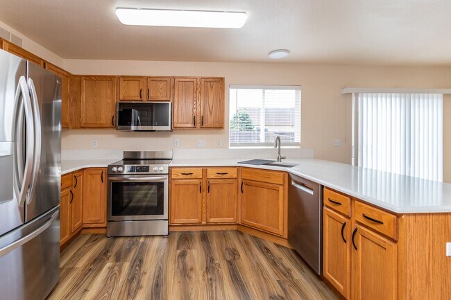Building Photo - 4815 Tory Ridge Dr