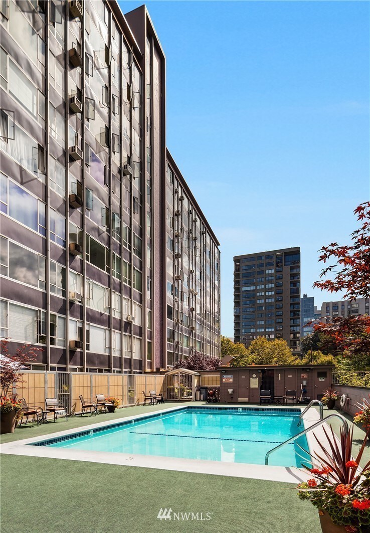 Building Photo - 1221 Minor Ave