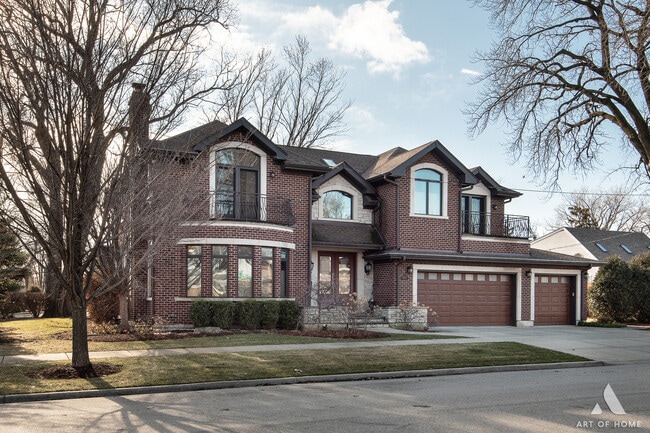 Building Photo - 10001 Montrose Ave