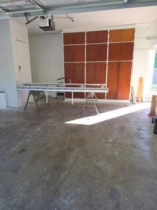 Building Photo - "Spacious 3-Bedroom Gem with 2300 Sq Ft in...