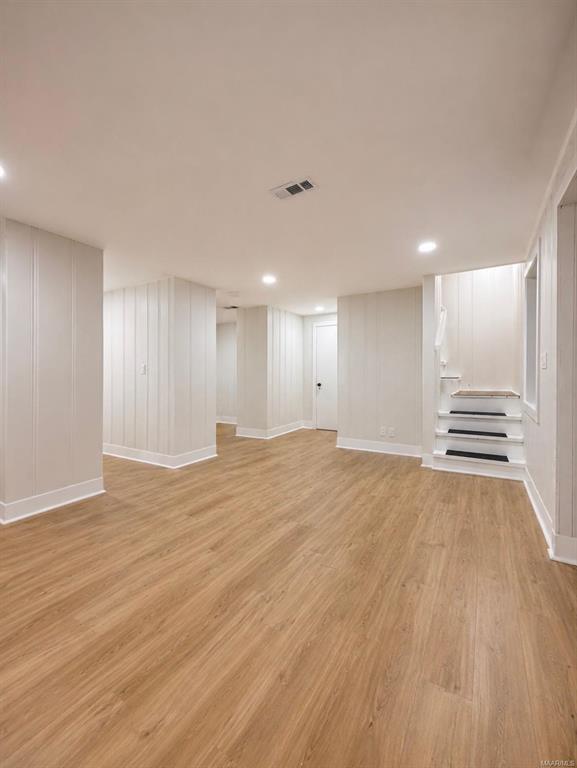 Building Photo - 3556 N Wareingwood Dr