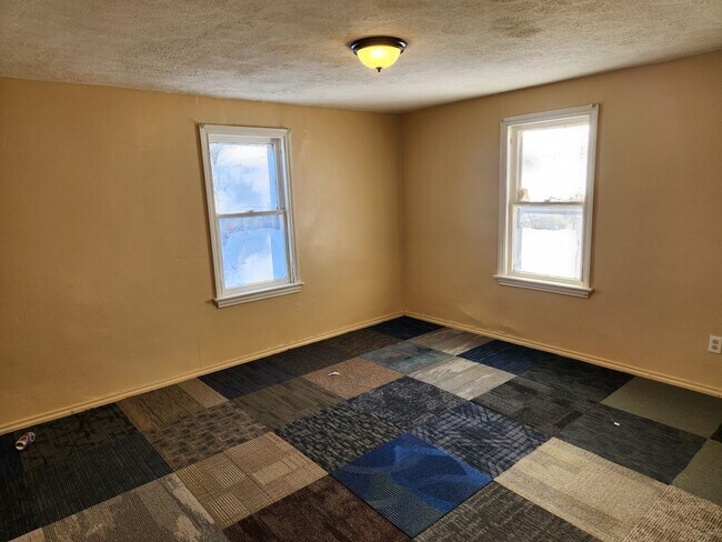 Building Photo - 191 Wilder St