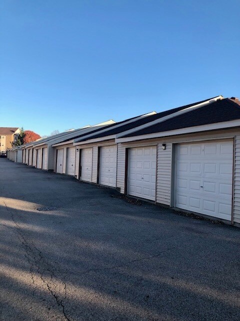 Building Photo - 340 Cunat Blvd