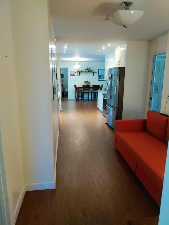 Building Photo - 4 Blaine Ct