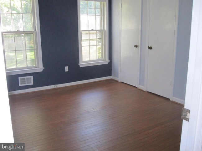 Building Photo - 7805 Ivymount Terrace