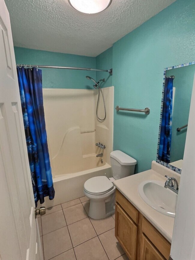Building Photo - 3 Bedroom Home in Ocean Springs