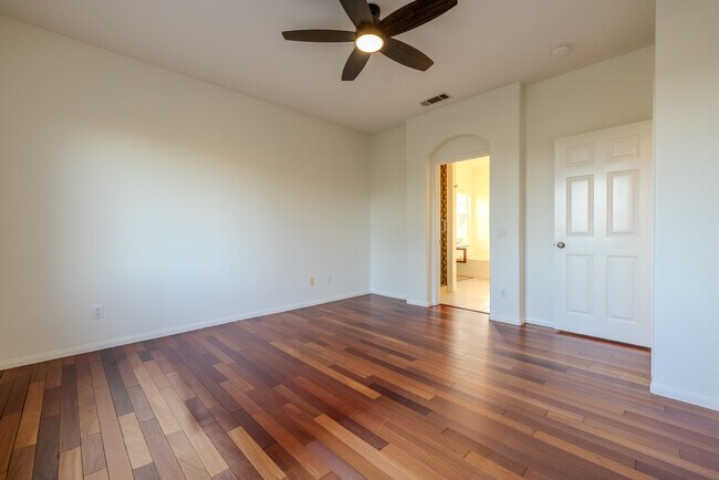 Building Photo - 3209 Rancho Reata