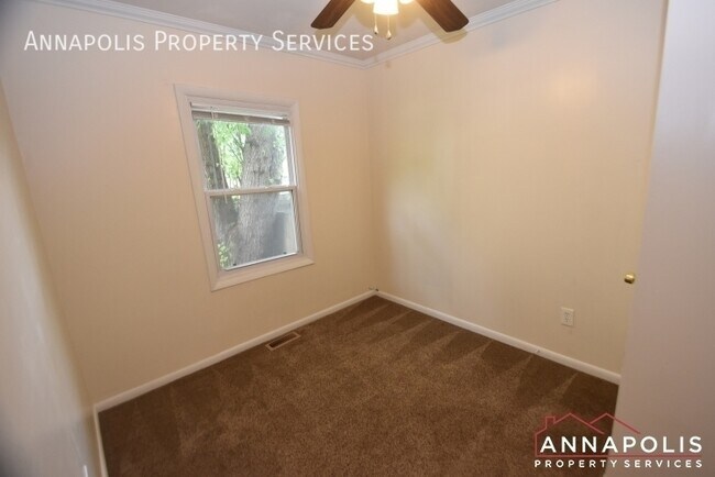 Building Photo - 1395 Bayside Dr