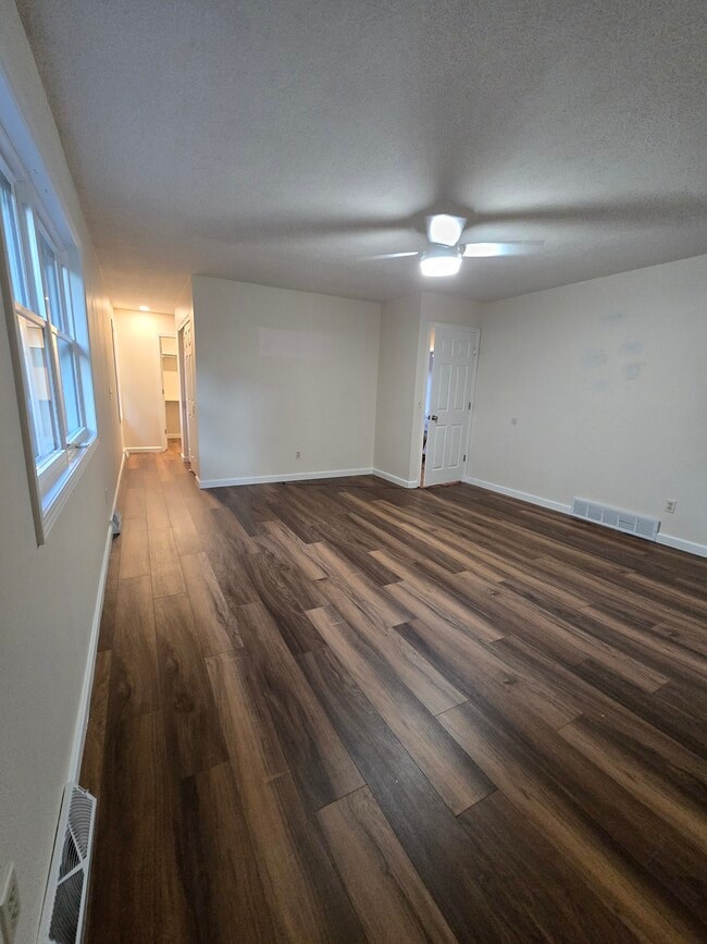 Building Photo - 2325 Cold Stream Ave NE