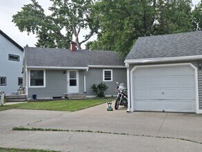 Building Photo - 4911 7th Ave N