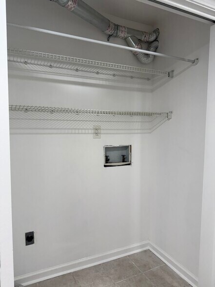 Laundry Area with w/d hook ups - 226 Hillsboro Pl