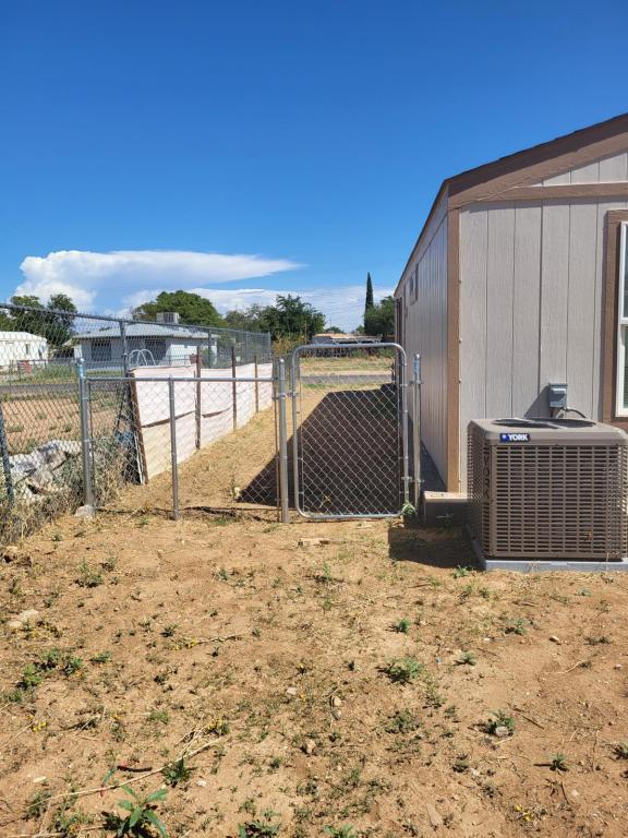 Building Photo - 3974 E Shaeffer Ave