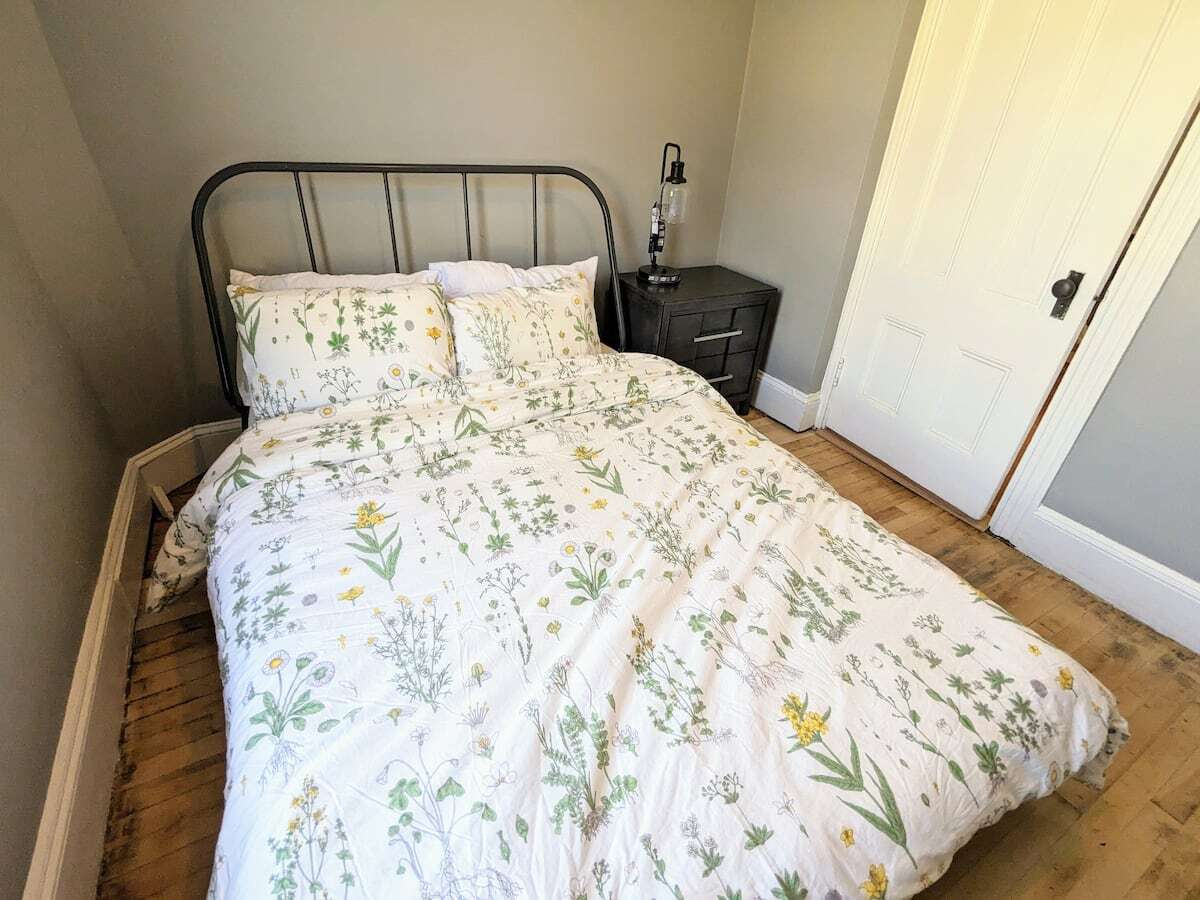 Building Photo - 241 Spring St