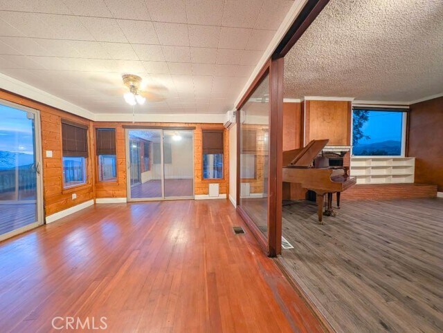Building Photo - 31390 Mesa Dr