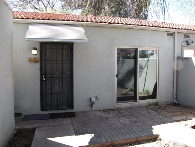 Building Photo - 2753 W Anklam Rd