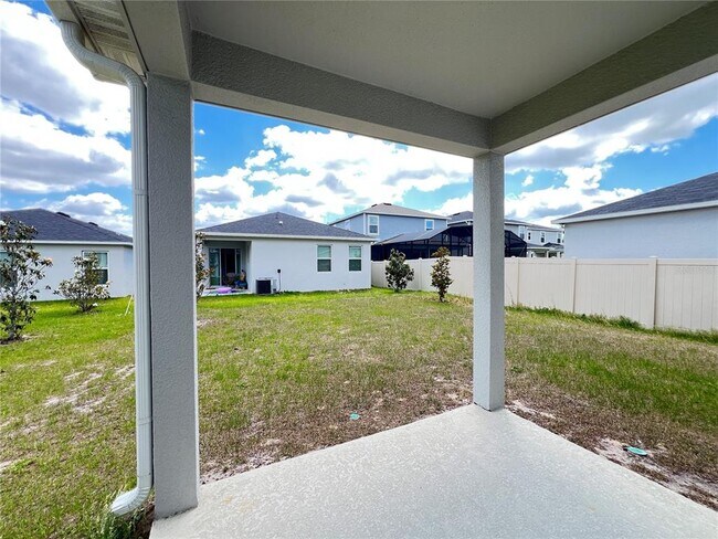 Building Photo - 2746 Sanctuary Dr