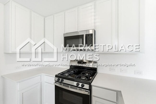 Building Photo - 6609 Dali Bnd