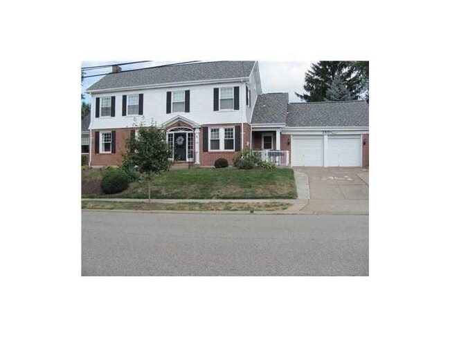 Primary Photo - 280 Parker Dr