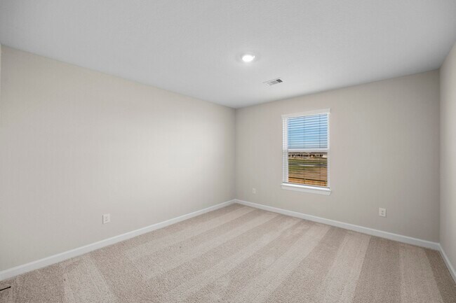 Building Photo - 3057 Sorrento Hl Dr