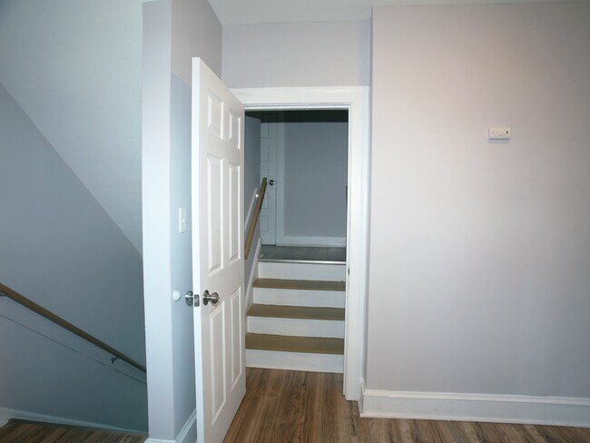 Building Photo - 3 Renovated Story 4 Bed - 2.5 Bath Colonial available for Rent