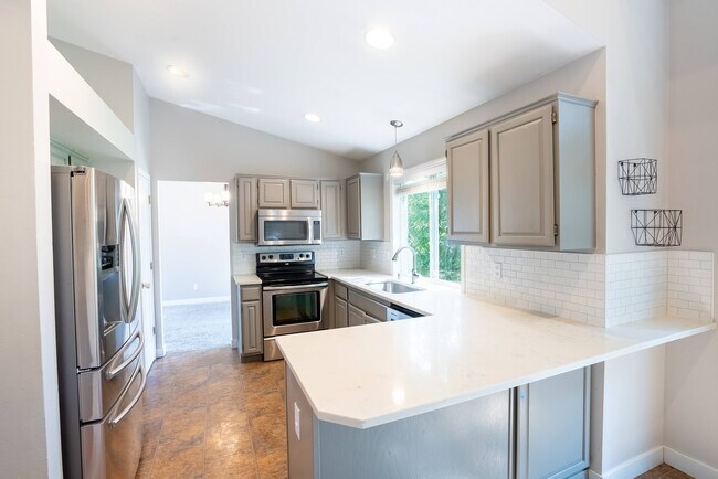 Building Photo - 4115 S Tenfel Ln