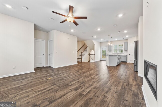 Building Photo - 135 Matson Run SW