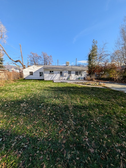 Building Photo - 3524 S 500 E