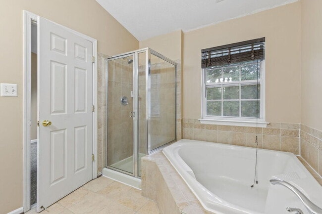 Building Photo - 4613 Harrier Way