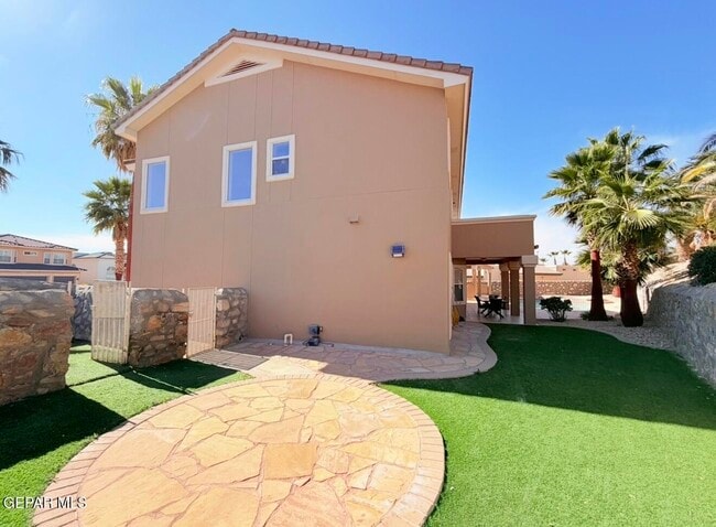 Building Photo - 12267 Bronco Buster Ln