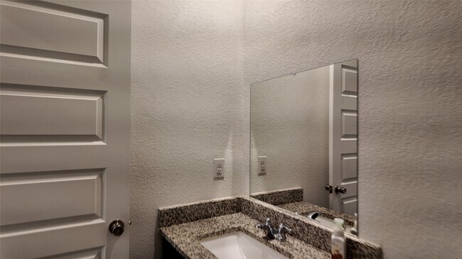 Building Photo - 23011 Bright Lgt Ln