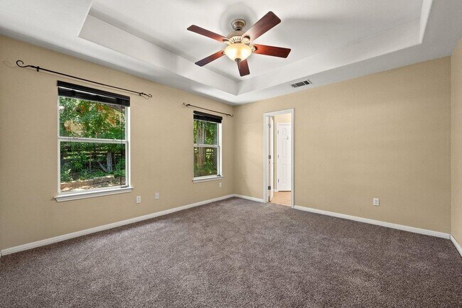 Building Photo - 5208 Sioux Ln
