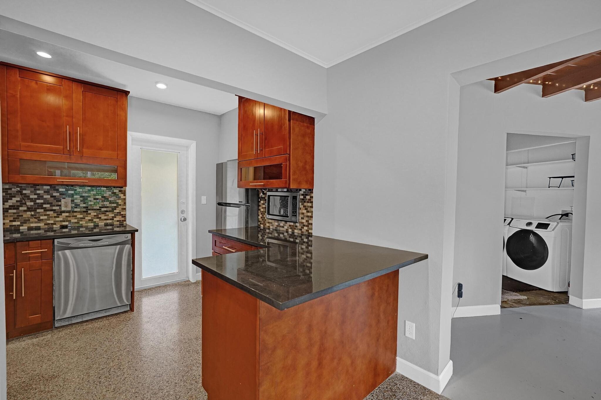 Building Photo - 1101 SW 8th Ter