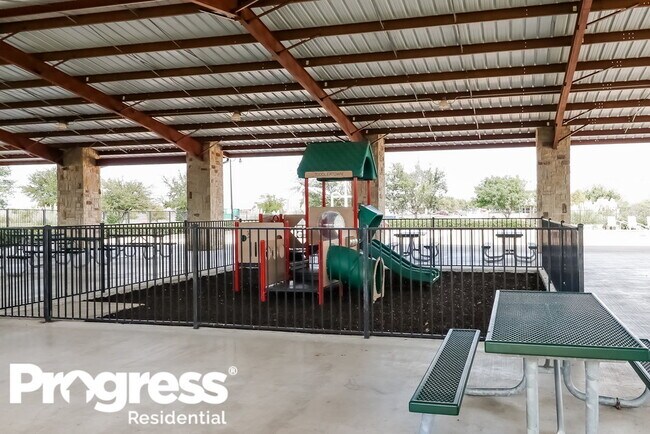 Building Photo - 1010 Weeson Rd