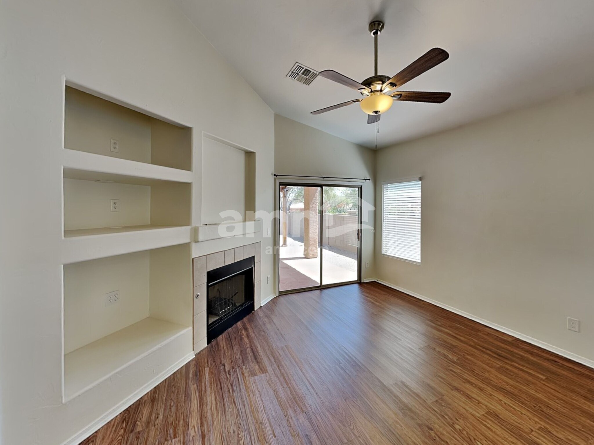 Building Photo - 147 E Via Teresita
