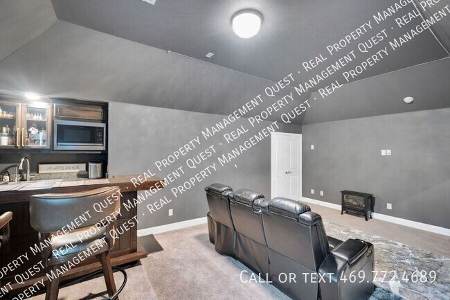 Building Photo - 1767 Shumard St