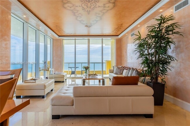 Building Photo - 17875 Collins Ave