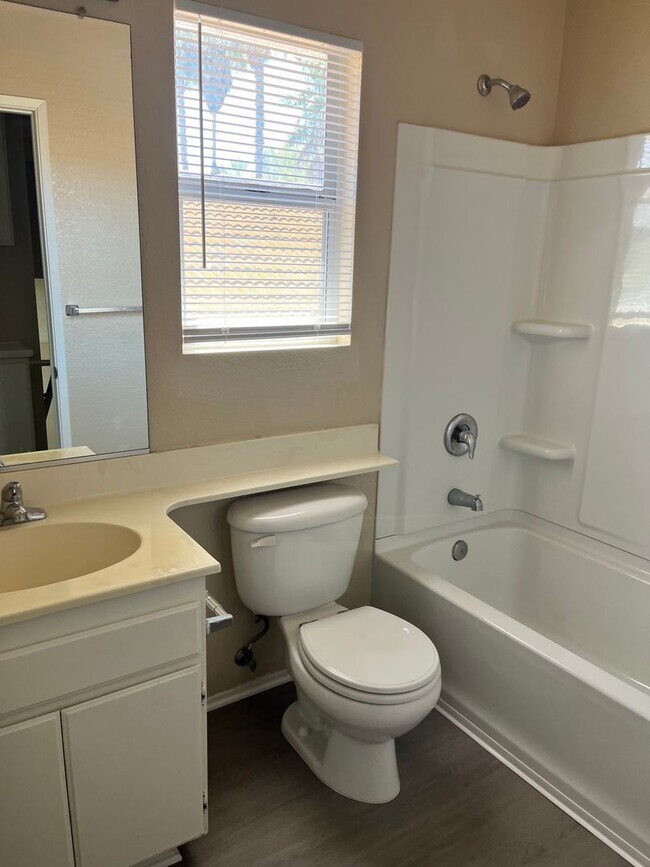 Building Photo - 30235 Cupeno Ln
