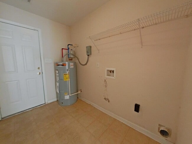 Building Photo - 113 Dozier Dr