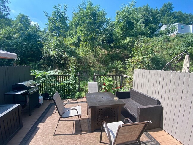 Building Photo - Bridgeville - 2 Bedroom, 1.5 Bathroom Town...