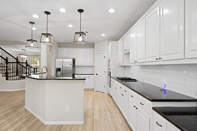 Building Photo - 11109 Claro Vista Cove
