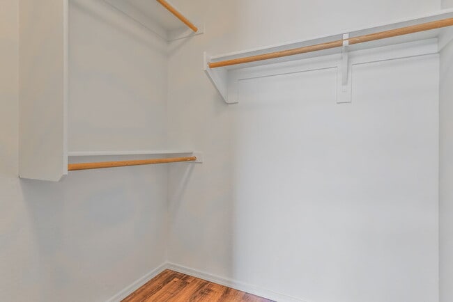 Building Photo - 115 N Ramada Cir