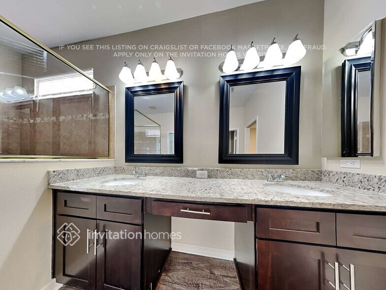 Building Photo - 27609 Edenfield Dr