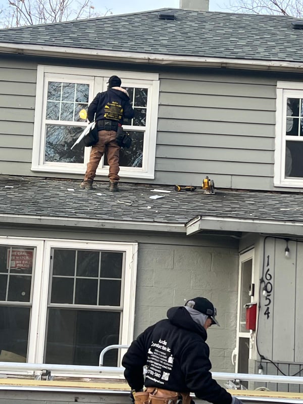 Building Photo - 16054 Cottage Grove Ave