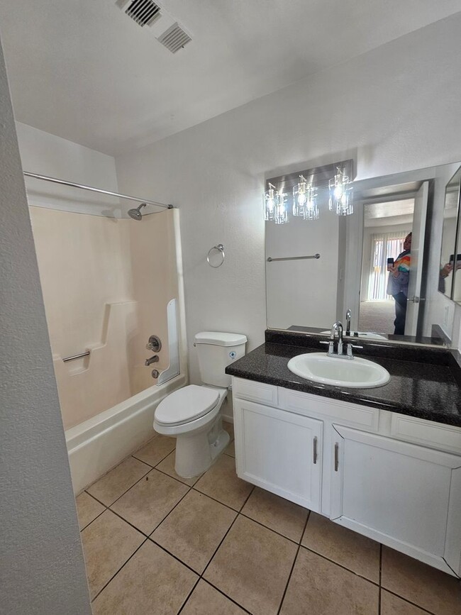 Building Photo - Dobson and University- 2 bedroom condo- full size w/d