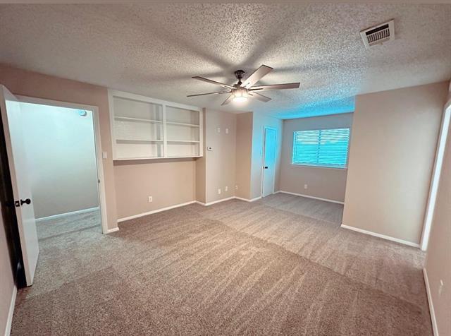 Building Photo - 915 Turtle Lake Blvd