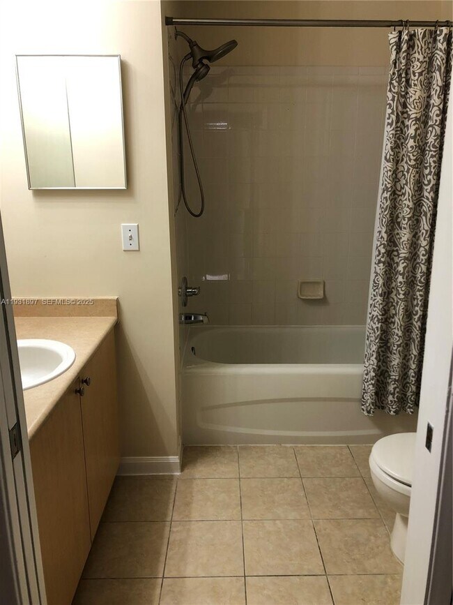 Building Photo - 1900 Van Buren St