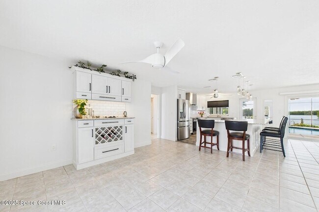 Building Photo - 778 Nassau Rd